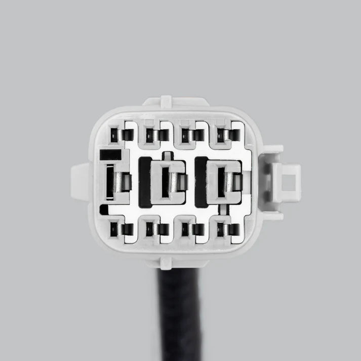 ALTIQ™ Toyota LandCruiser 200 Series (2016+) High Beam Piggy Back Adaptor