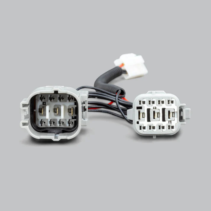 ALTIQ™ Toyota LandCruiser 200 Series (2016+) High Beam Piggy Back Adaptor
