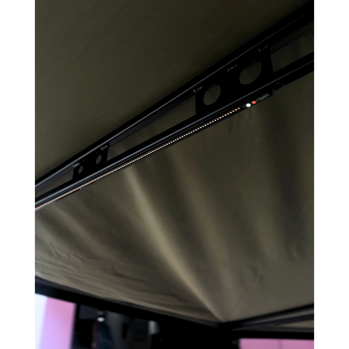 Dual Colour Amber/White dimmable Strip light – view 14