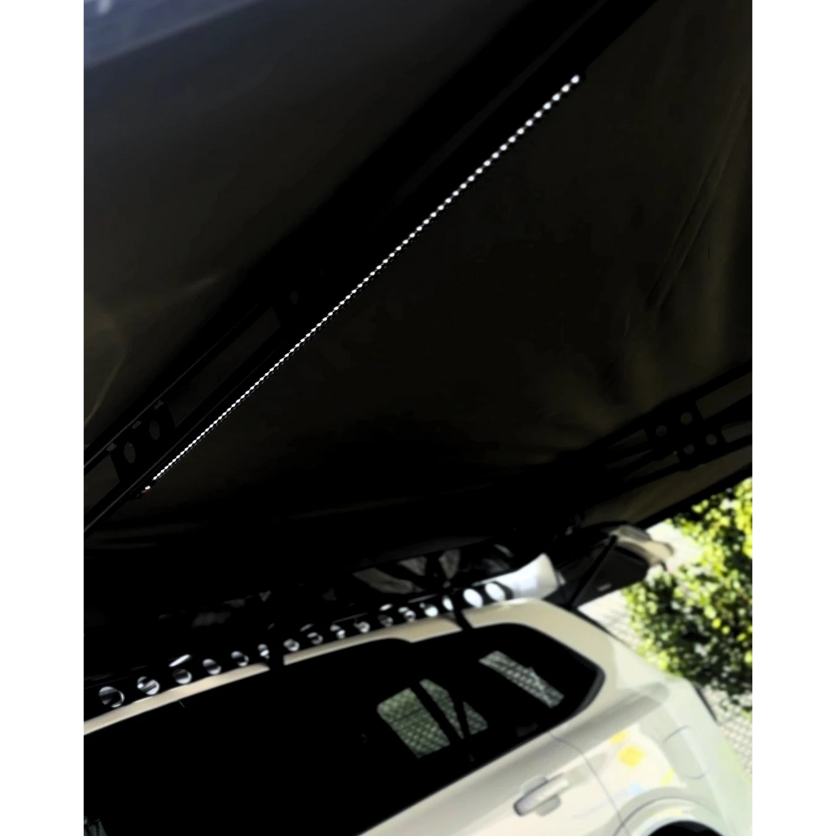 Dual Colour Amber/White dimmable Strip light – view 7