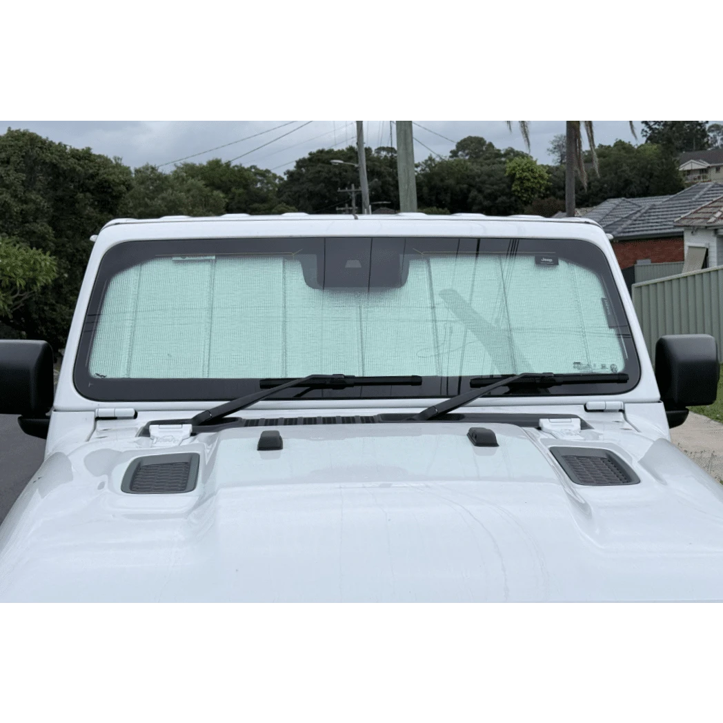 Jeep Gladiator/Wrangler Front Windscreen Sun Shade (JT/JL; 2018+) – view 5
