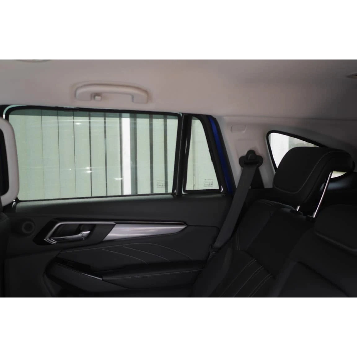 SnapShades Isuzu MU-X Rear Window Shades (RJ 2020+) – interior view with the shade covering the rear window