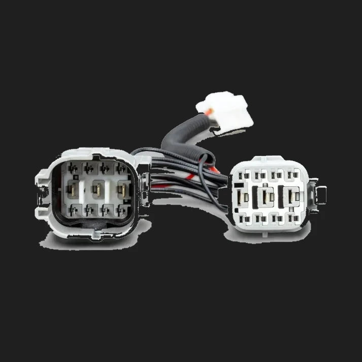 ALTIQ™ Toyota LandCruiser 200 Series (2016+) High Beam Piggy Back Adaptor