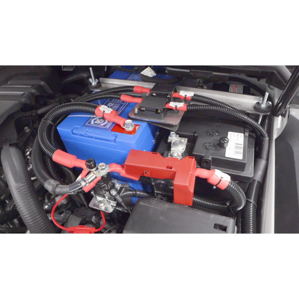 Toyota Land Cruiser 300 Series Dual Battery Tray – view 2