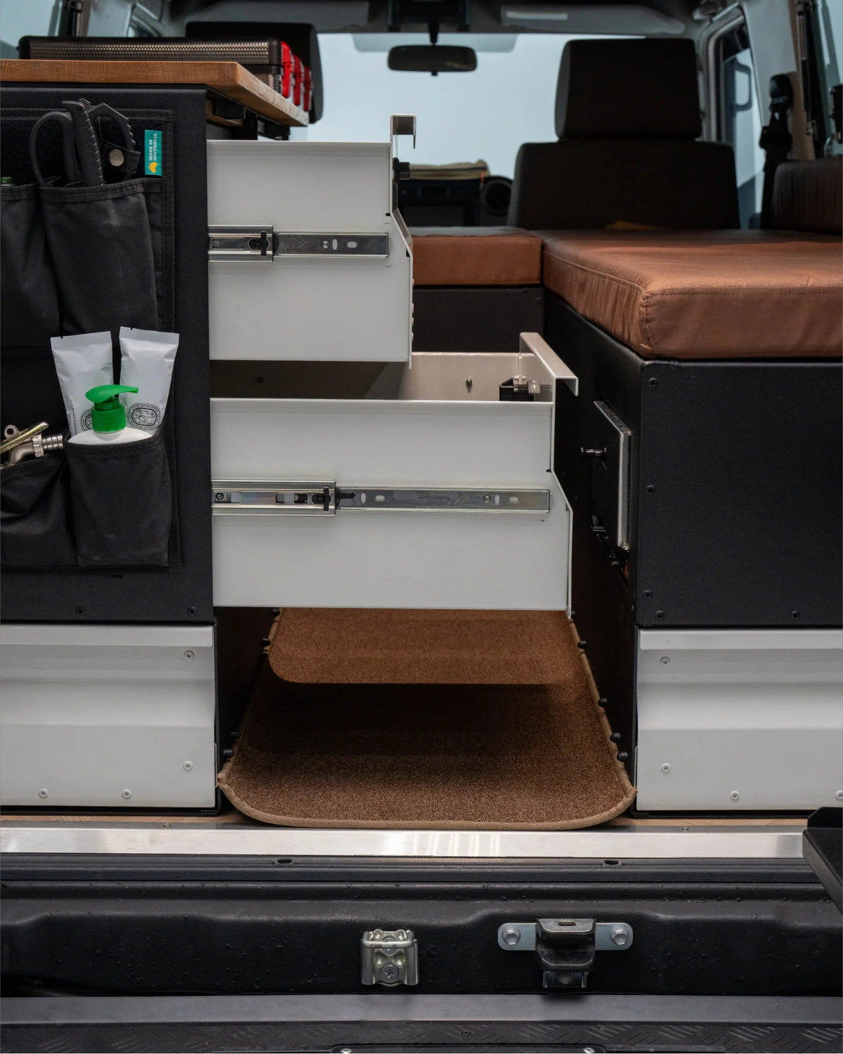 Toyota LandCruiser 78 Series Troopy Interior Kit – view 5