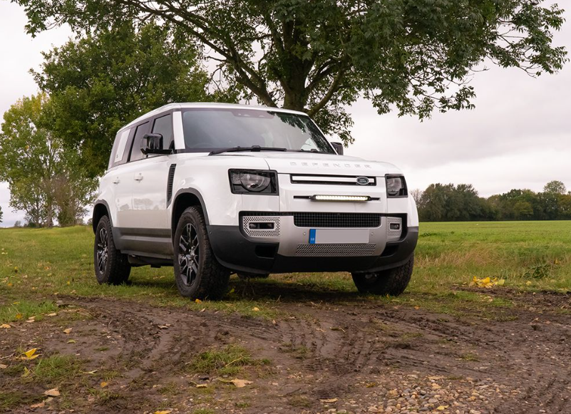 Land Rover Grille Mount
