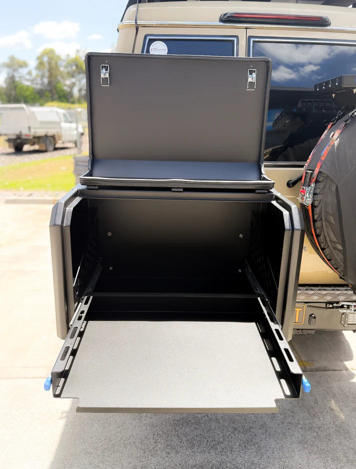 Thorburns BBQ 2.0 Accessory on a troopy