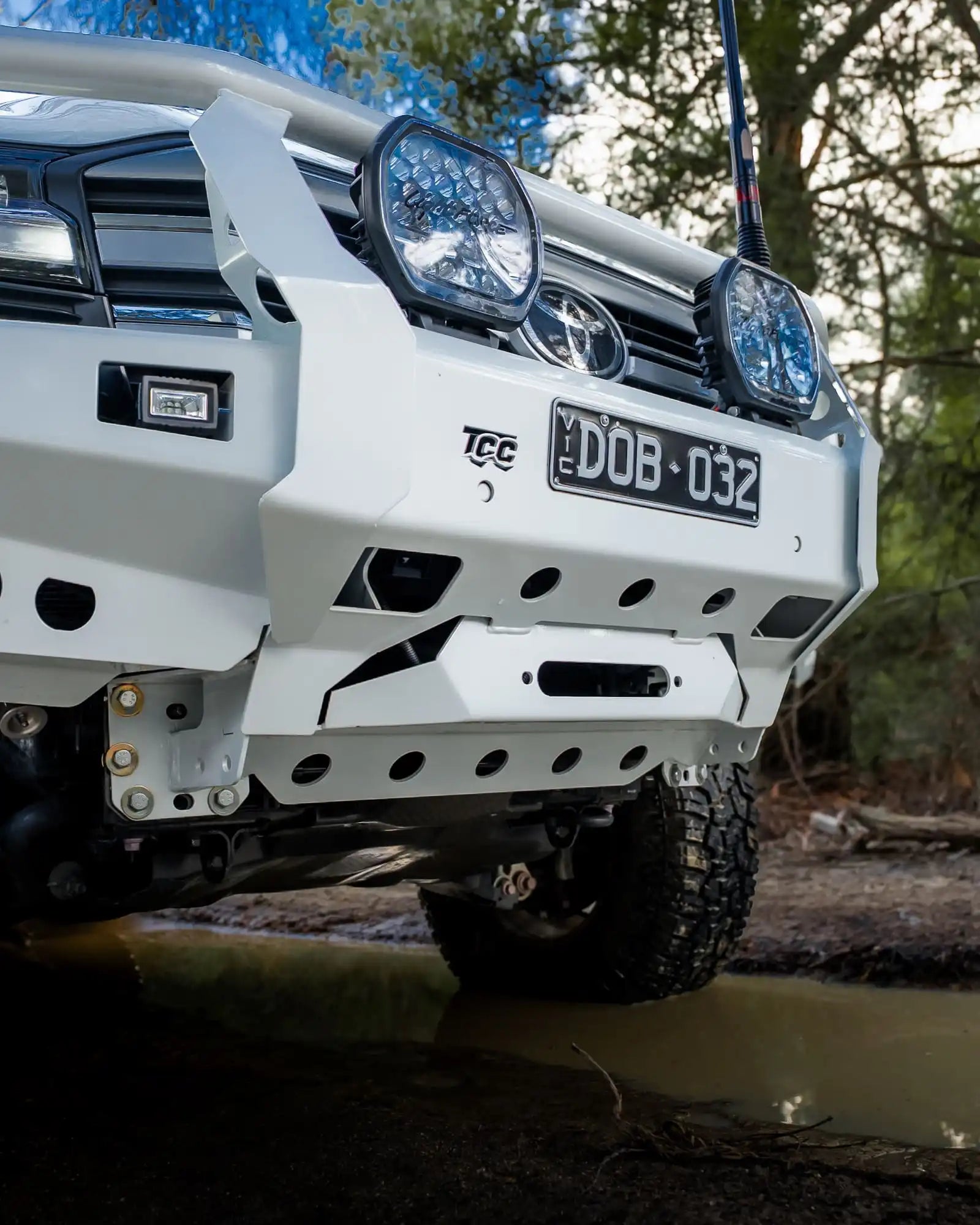 close up of the TCC 300 Series Bull Bar