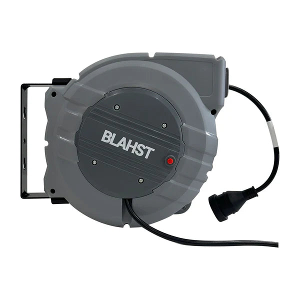 Blahst 10A Retractable Extension Cord