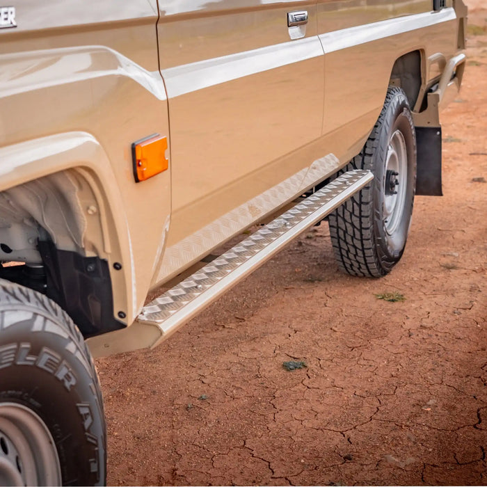 TCC Toyota LC78 Troopcarrier Side Steps