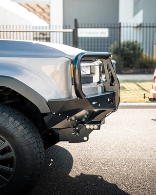 side view of TCC 250 Prado Bull Bar