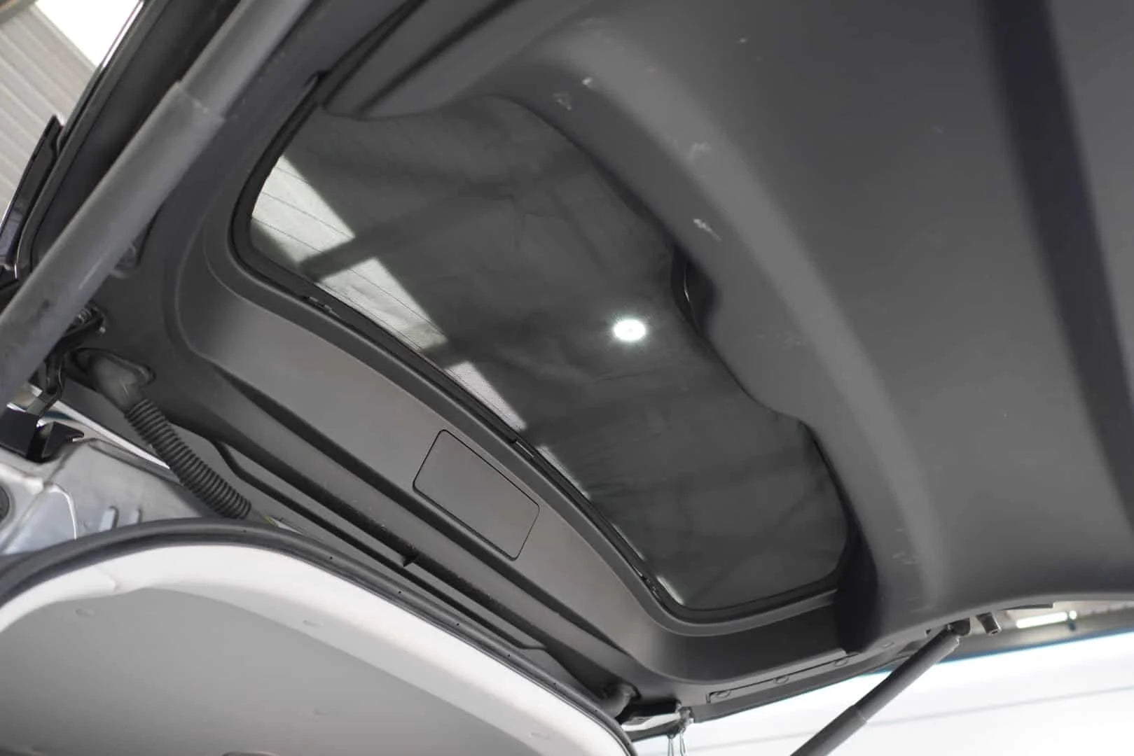 SnapShades Isuzu MU-X Rear Windscreen Shade (RJ 2020+)