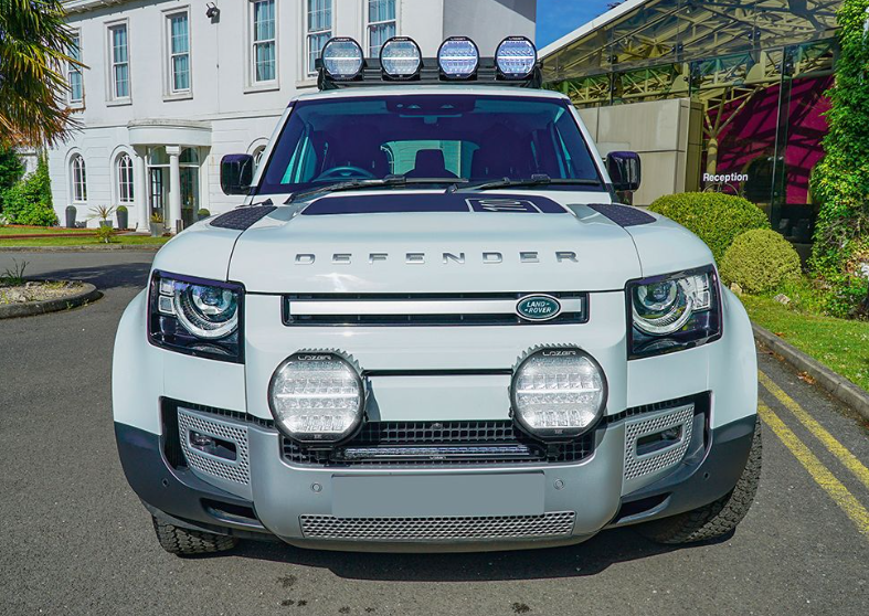 Land Rover Grille Mount