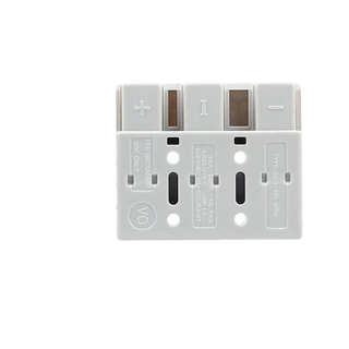 Face of a grey SB-3 form factor 3-way plug, contacts visible in the outer cavities either side of the centre cavity, with moulded markings reading FOR DISCONNECT USE ONLY, 50A 600V and TYPE SB-3 50A 600V