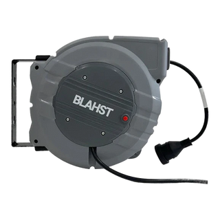 Blahst 10A Retractable Extension Cord