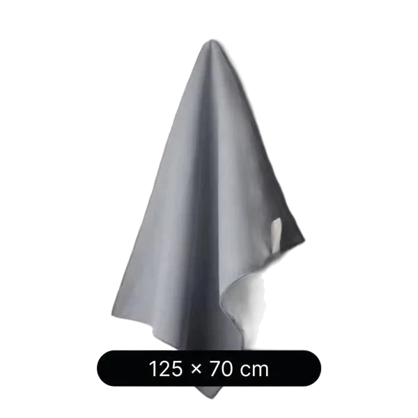 Gray towel hanging on a white wall with dimensions 125 x 70 cm displayed below.