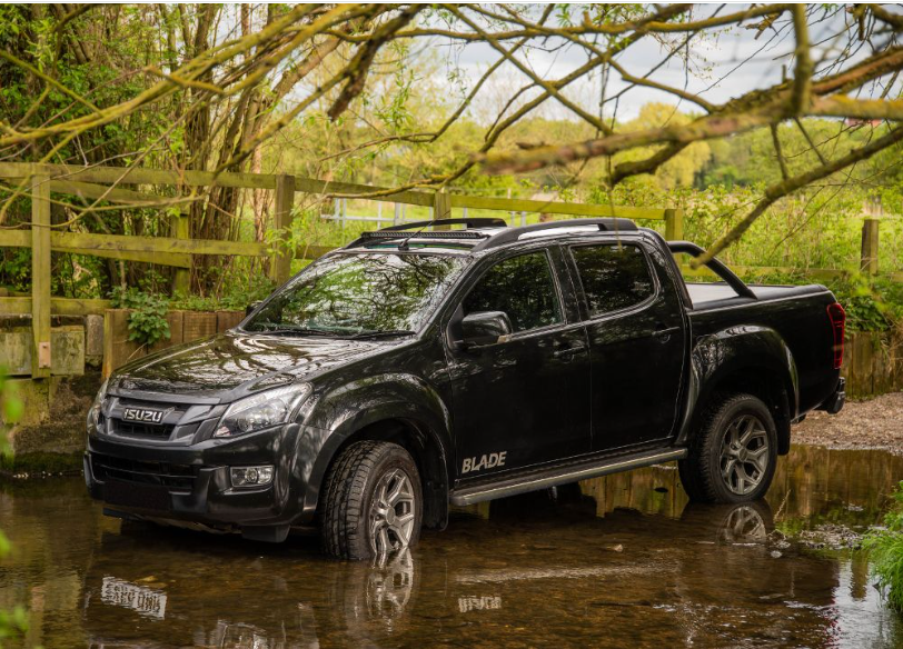 Isuzu Roof Mount