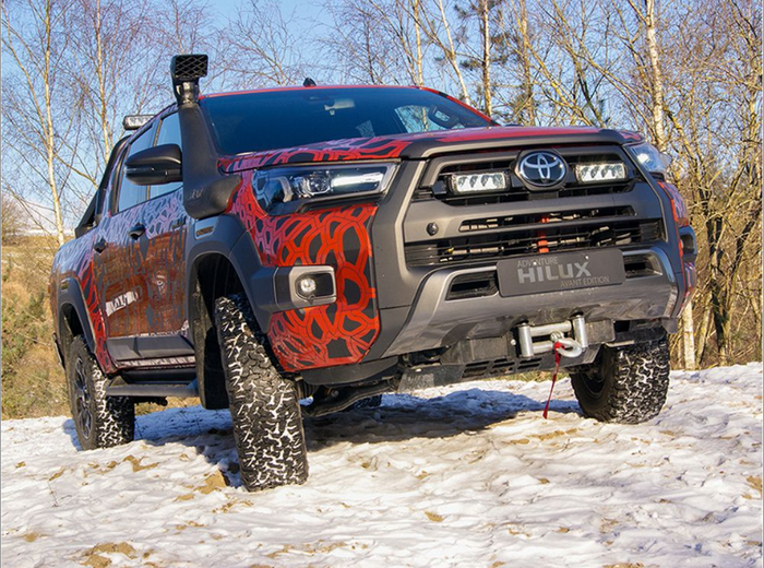 Lazer Lamps Toyota Hilux Rogue (2021+) Grille Kit