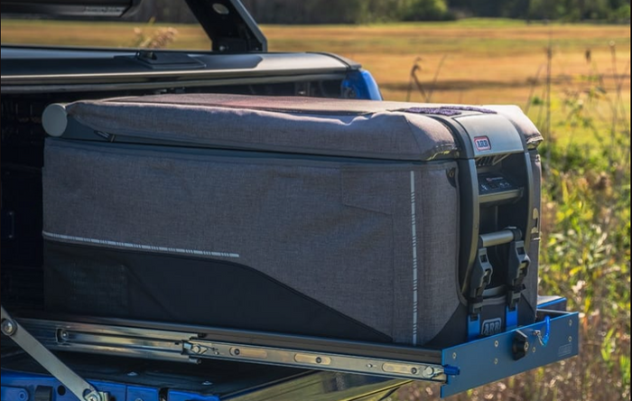 MSA SL60 Fridge Straight Slide (860 X 530)