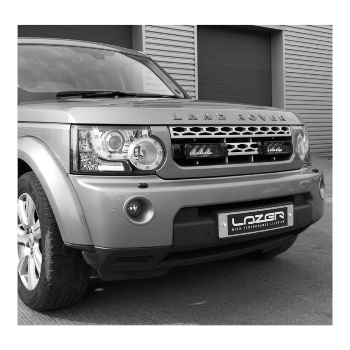 Lazer Lamps Land Rover Grille Mount Discovery 4 & 5 – view 12