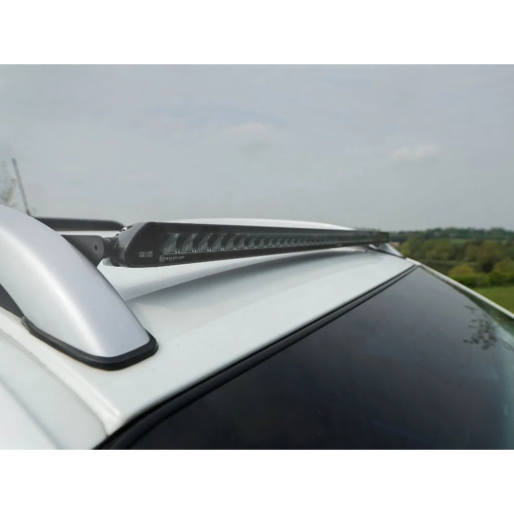 Lazer Lamps Nissan Navara (2014-2019) Roof Mounting Kit – view 3