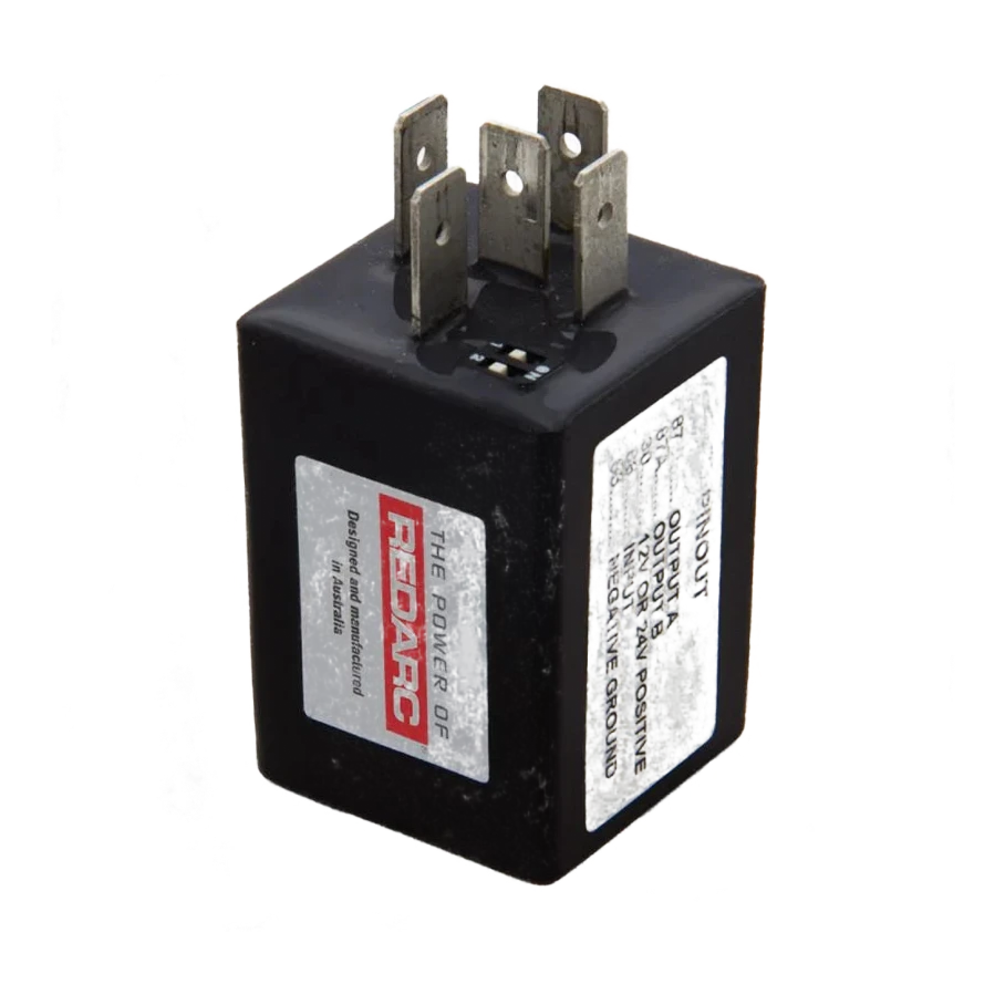 Redarc CR1224L chopper relay, side profile on a neutral background. Standard 5-pin automotive relay body with Redarc branding on the top face. 81 by 31 by 30mm with any-angle mounting