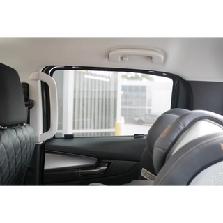 SnapShades Rear Window Shades Isuzu D-MAX RG – interior view of the rear side window