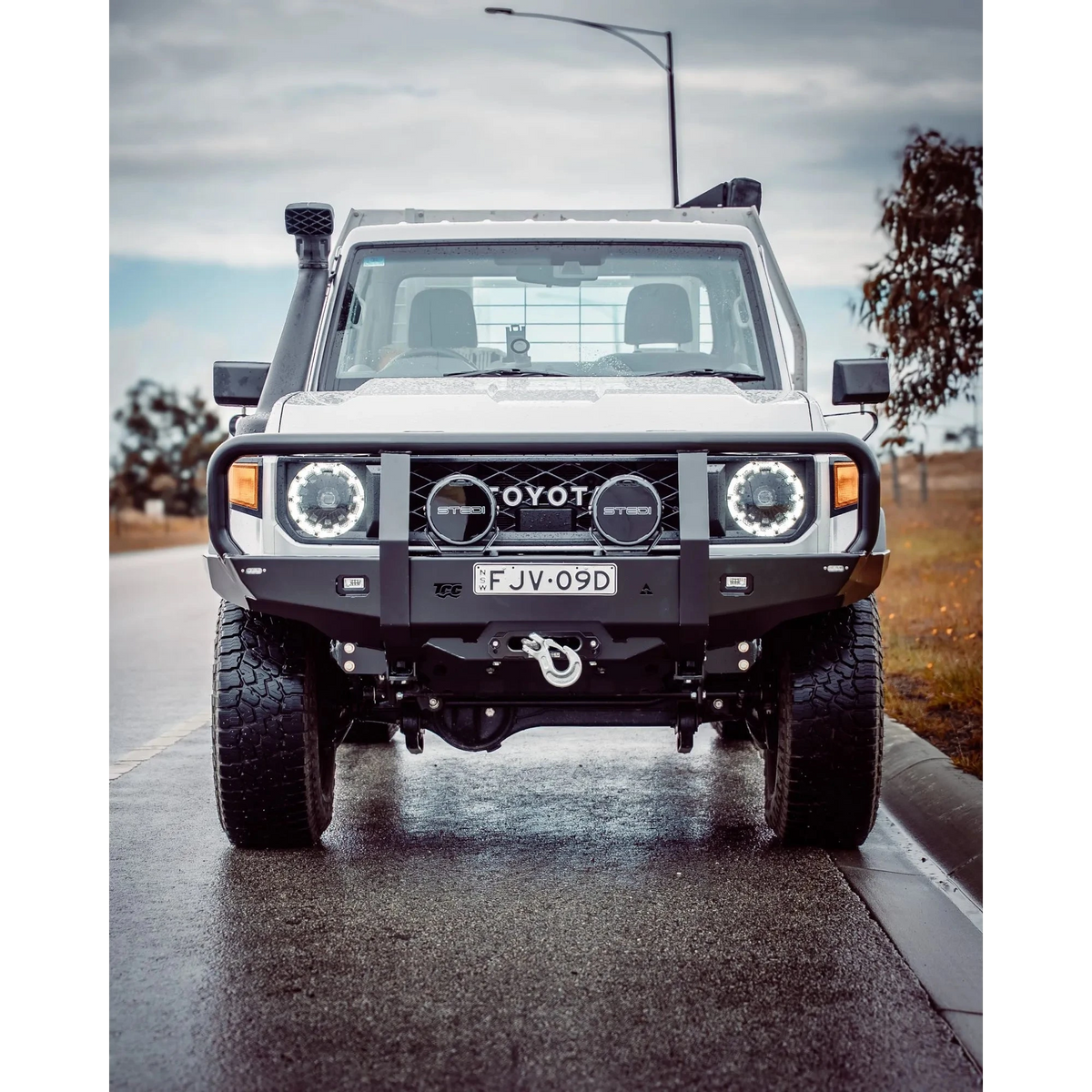 TCC 70 Series Single Cab Bull Bar - Facelift (2024 - Present) – view 3