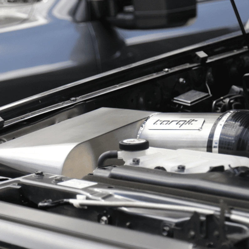 Torqit airbox fitted to the Landcruiser engine – Torqit Stainless Steel Airbox (Matte Black) for Toyota 4.5L Landcruiser