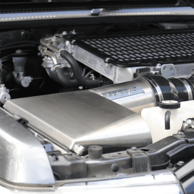 Engine bay view with the Torqit airbox installed – Torqit Stainless Steel Airbox (Matte Black) for Toyota 4.5L Landcruiser