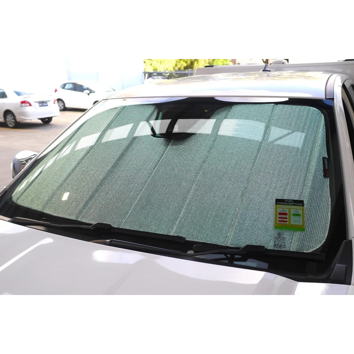 Toyota Hilux 8th Gen Front Windscreen Sun Shade (2015–2025) – view 3