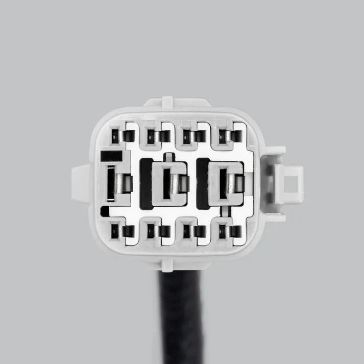 ALTIQ™ Toyota LandCruiser 200 Series (2016+) High Beam Piggy Back Adaptor