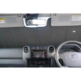 Toyota LandCruiser 70 Series Front Windscreen Sun Shade (With Pre-Collision System; 75/76/78/79 Series; 2022–Present) – view 5