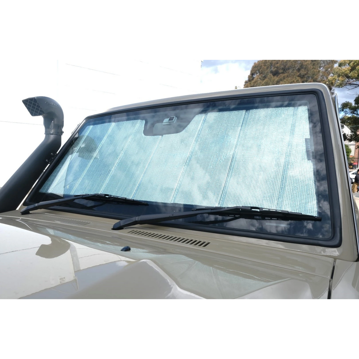 Toyota LandCruiser Troop Carrier/70 Series Front Windscreen Sun Shade (75/76/78/79 Series; 1984-2008) – view 5