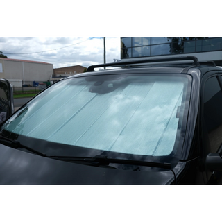 Volkswagen Amarok 1st Generation Front Windscreen Sun Shade (2010-2023) – view 3